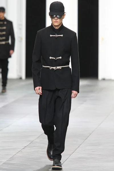 Look 41